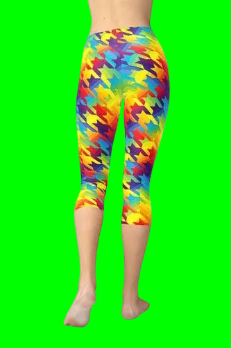 Womens Rainbow Houndstooth Capri Leggings